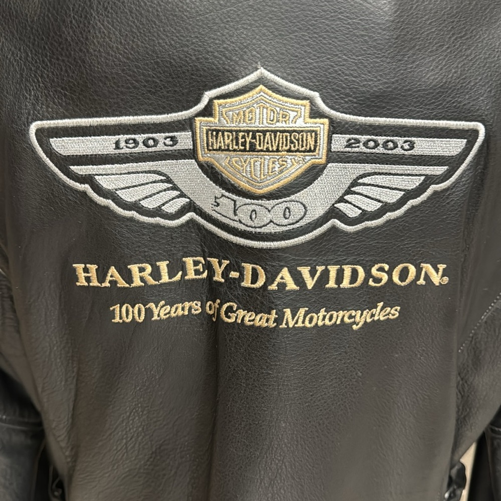 Harley Davidson 100 anniversary leather jacket women’s sz L - Picture 3 of 7